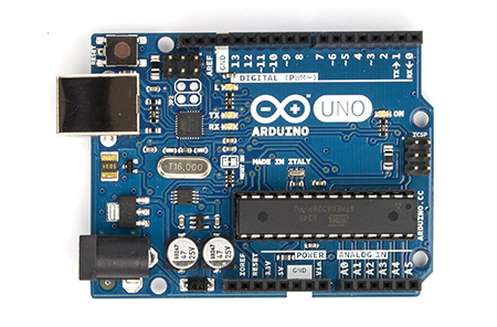 Arduino UNO R3 开发板正面（数字口/模拟口/电源口/USB口/复位键）